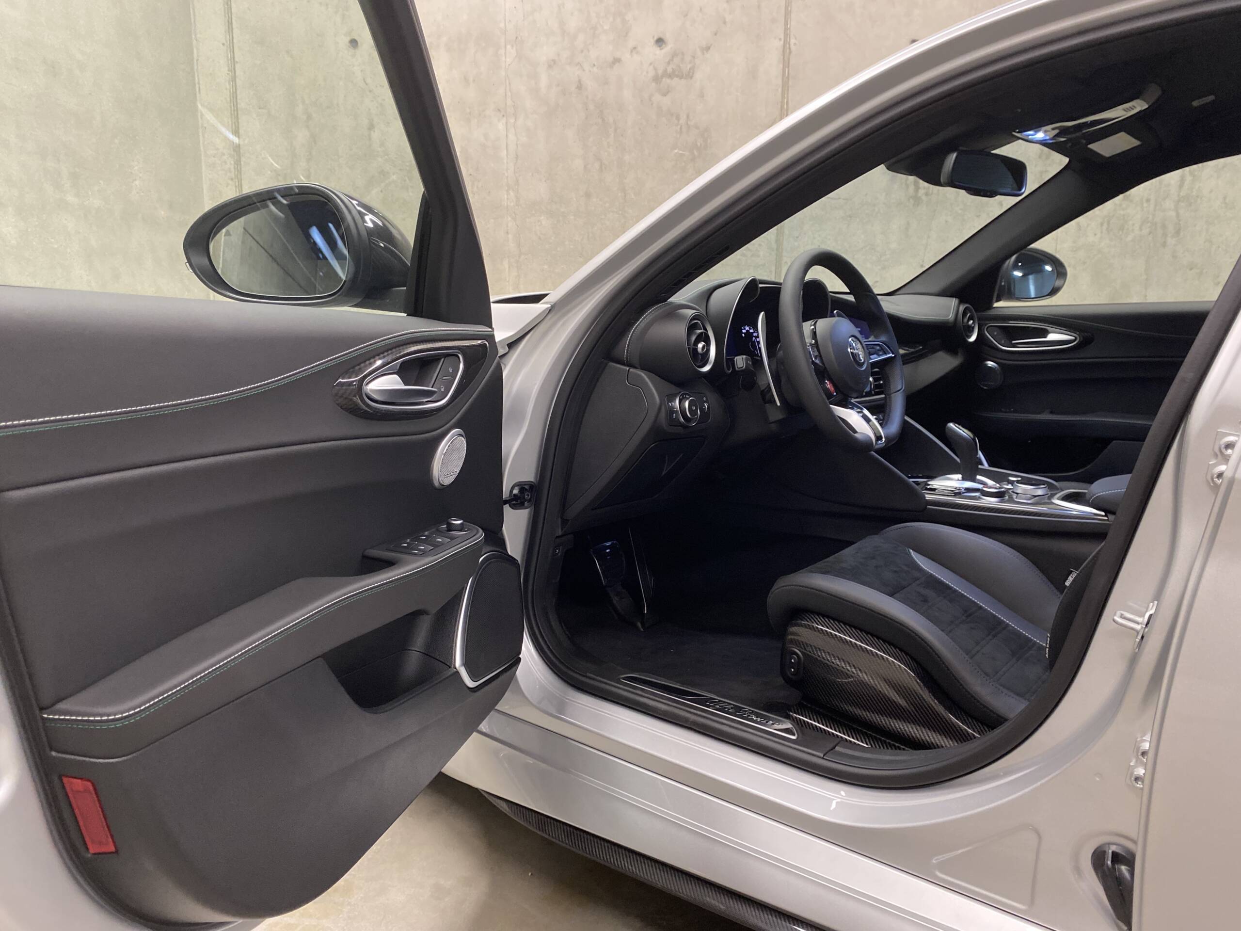 ALFA ROMEO Giulia 2.9T V6 375kW 510CV Quadrifoglio - Imagen 17