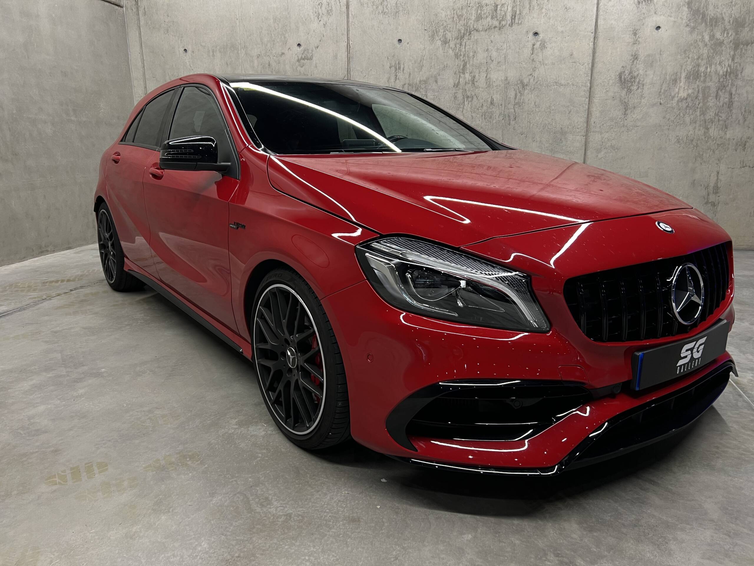 MERCEDES-BENZ A45 AMG 4Matic 381cv - Imagen 2