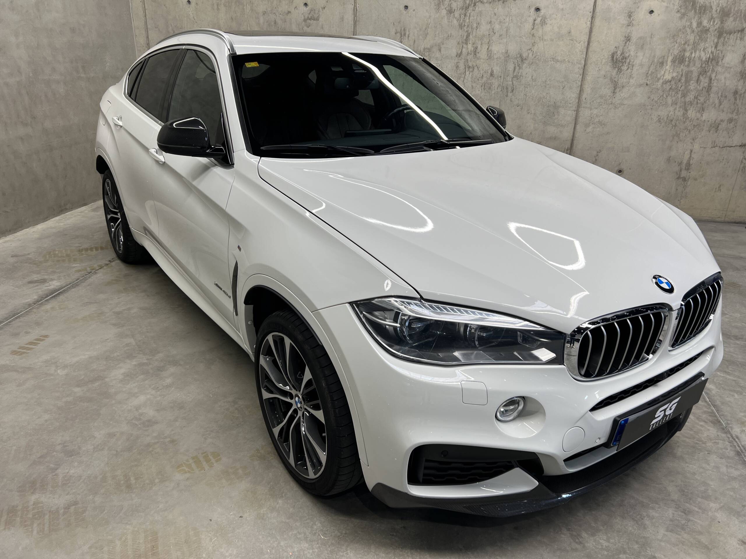 BMW X6 xDrive40d PERFORMANCE / BMW INDIVIDUAL - Imagen 2
