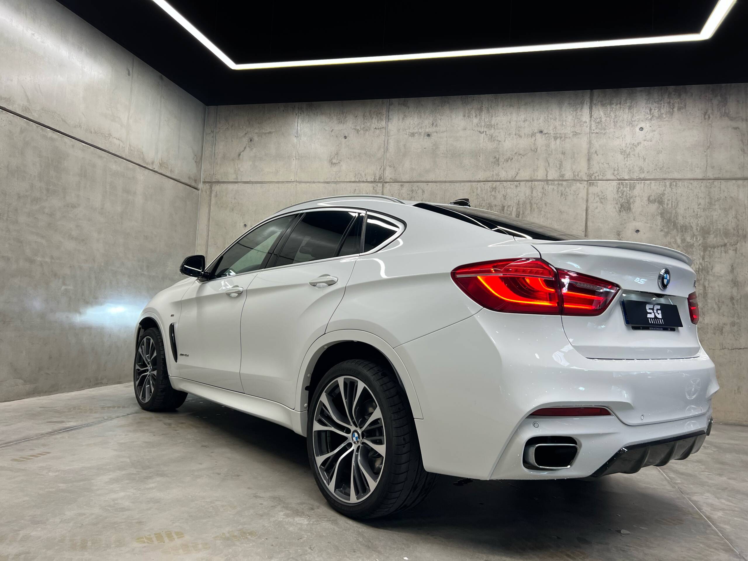 BMW X6 xDrive40d PERFORMANCE / BMW INDIVIDUAL - Imagen 7