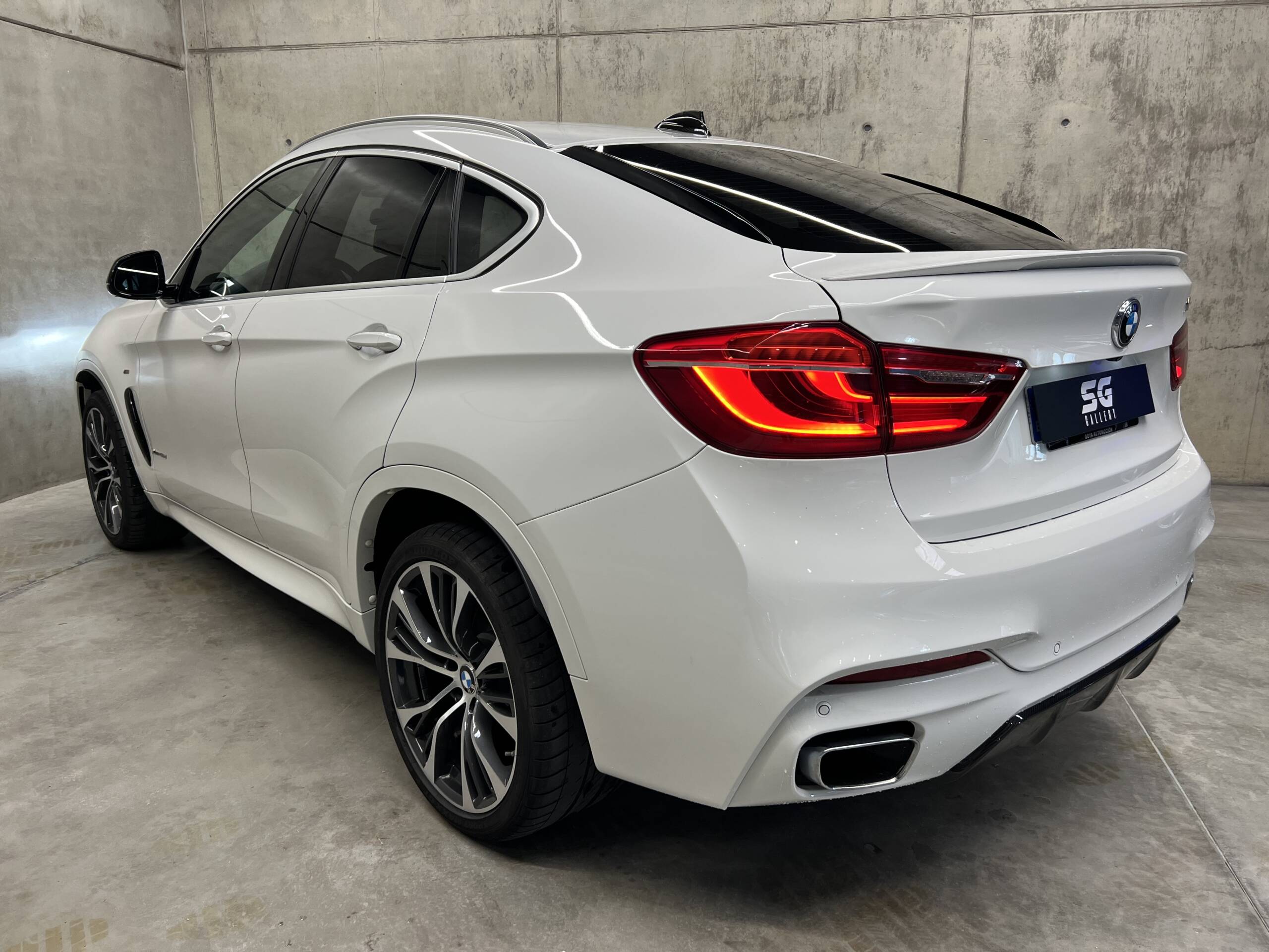 BMW X6 xDrive40d PERFORMANCE / BMW INDIVIDUAL - Imagen 8