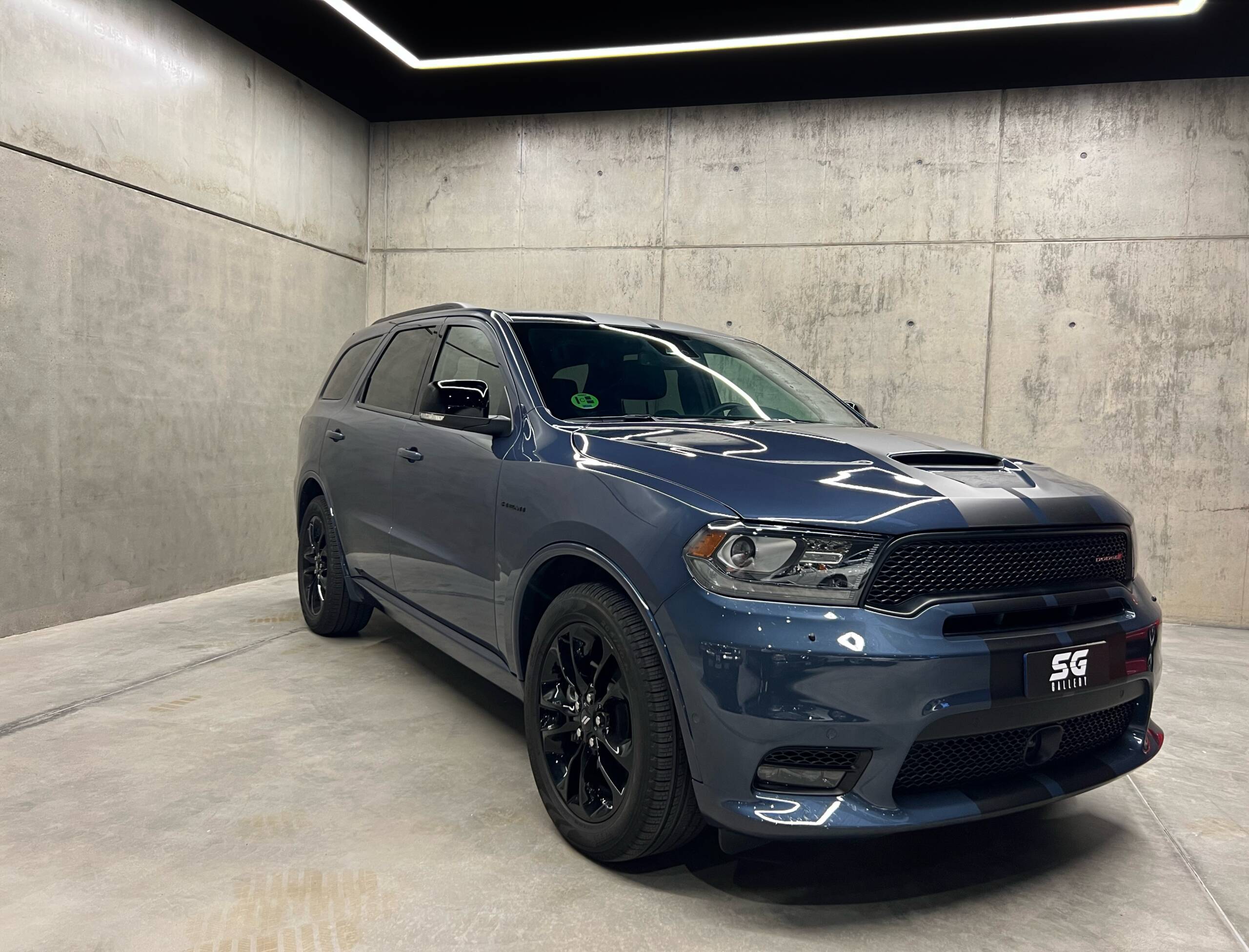 DODGE DURANGO 5.7 R/T HEMI