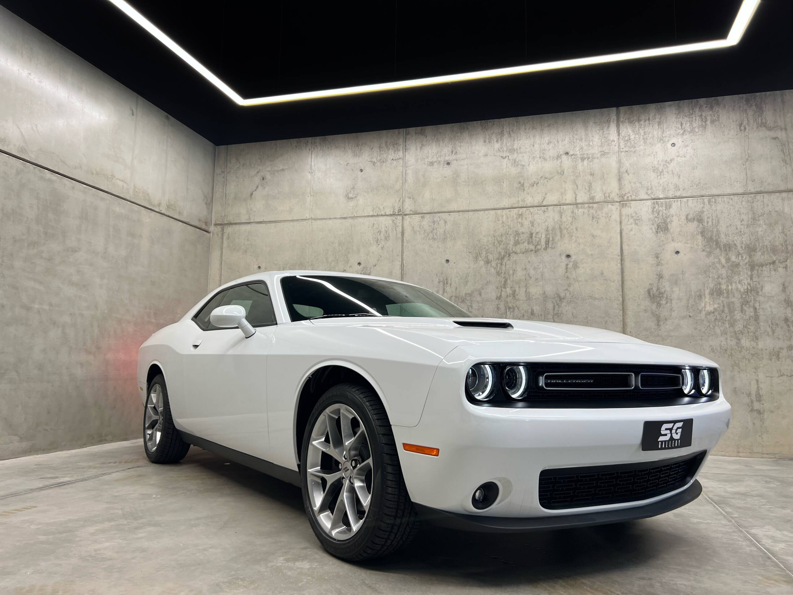 DODGE CHALLENGER SXT V6 KM0