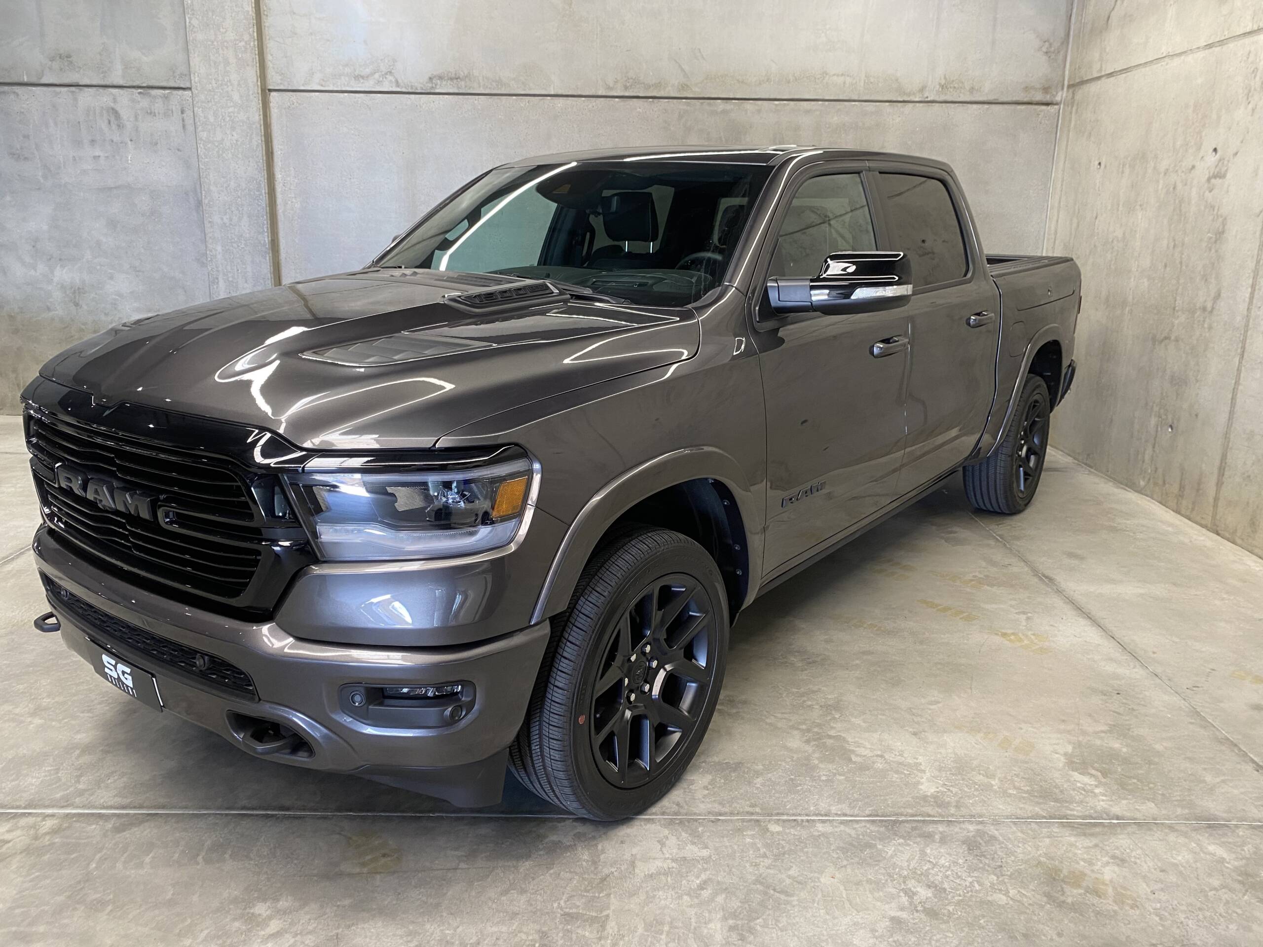 DODGE RAM 1500 LARAMIE 5.7 HEMI - Imagen 4