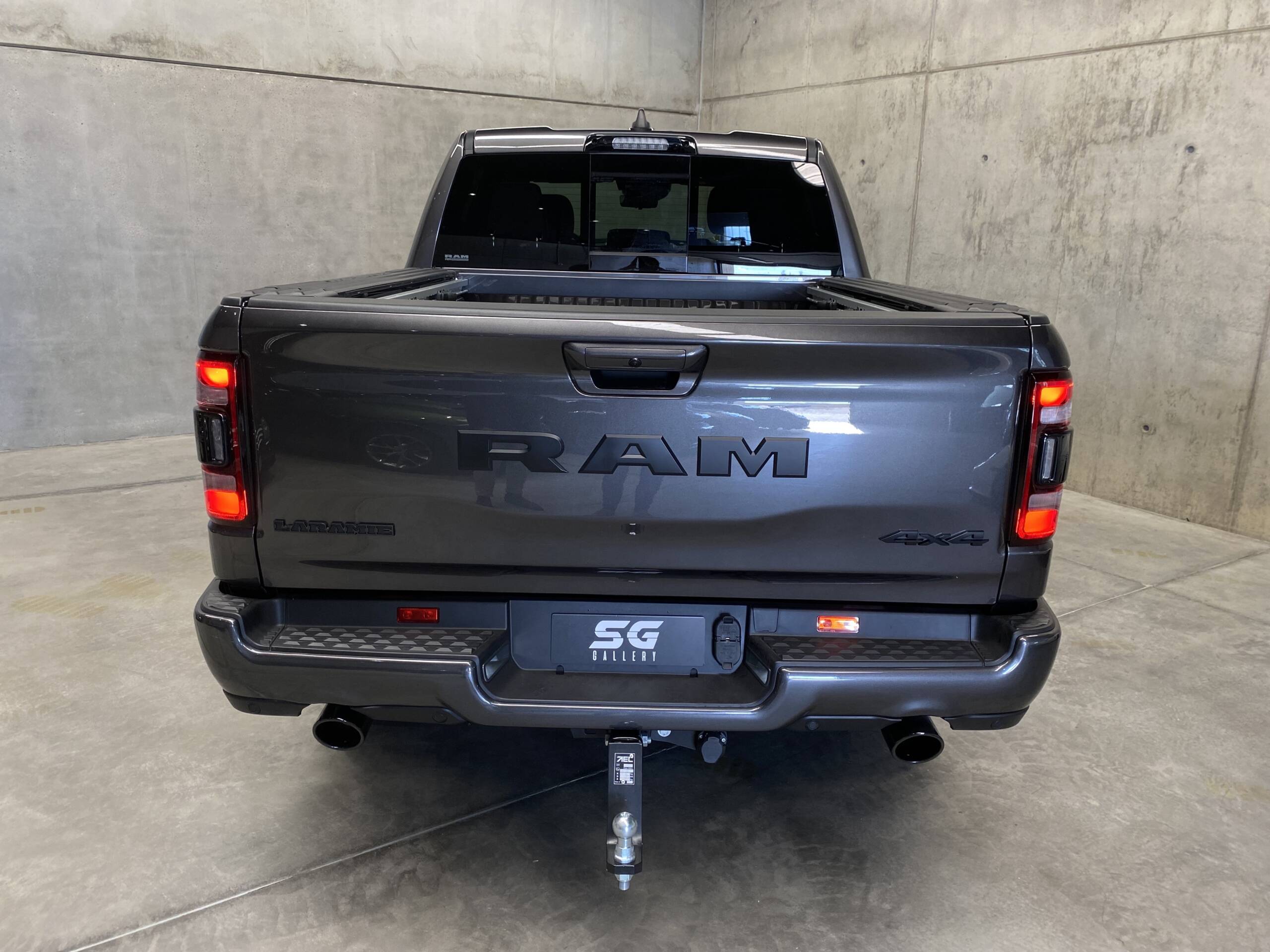 DODGE RAM 1500 LARAMIE 5.7 HEMI - Imagen 10
