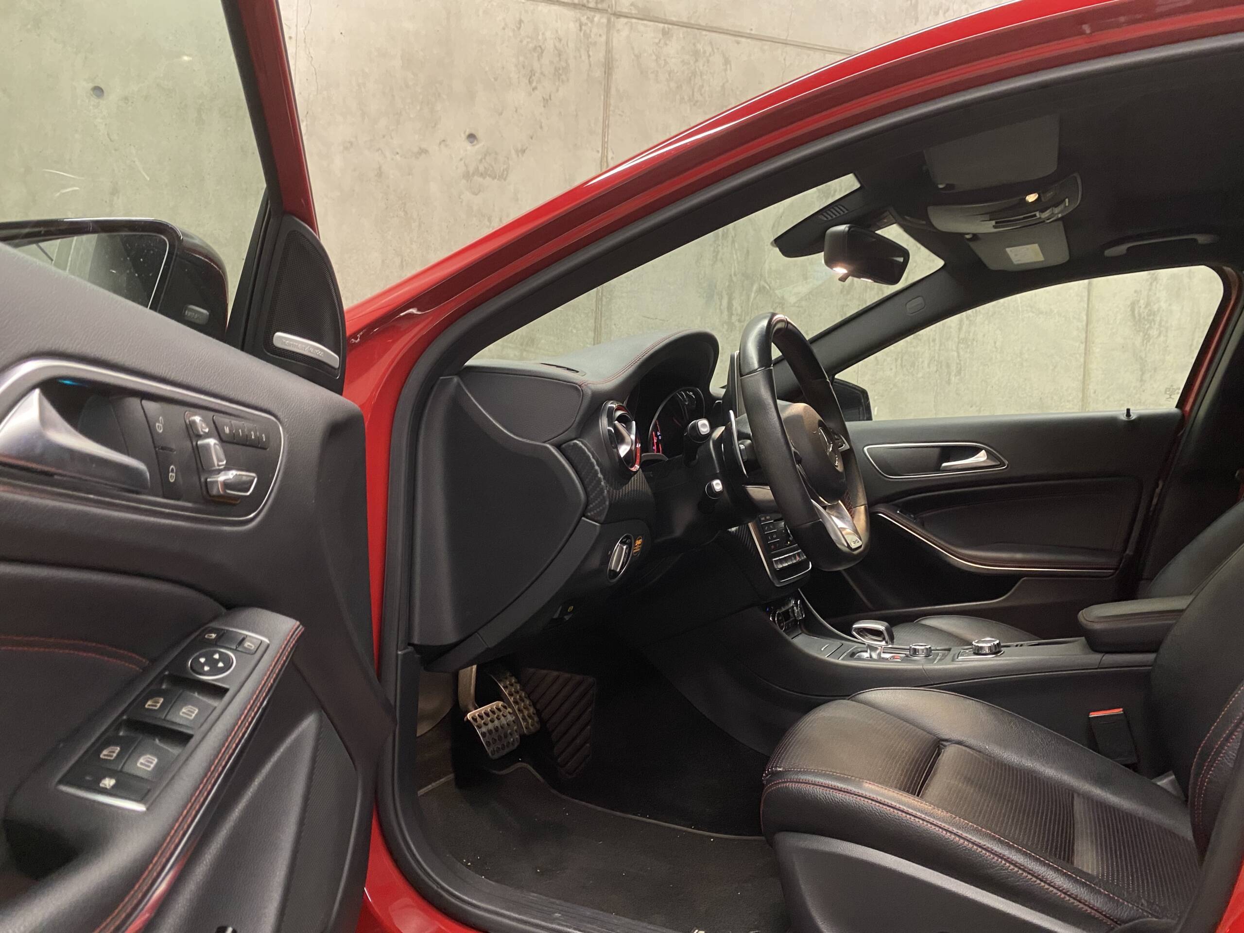 MERCEDES-BENZ A45 AMG 4Matic 381cv - Imagen 9