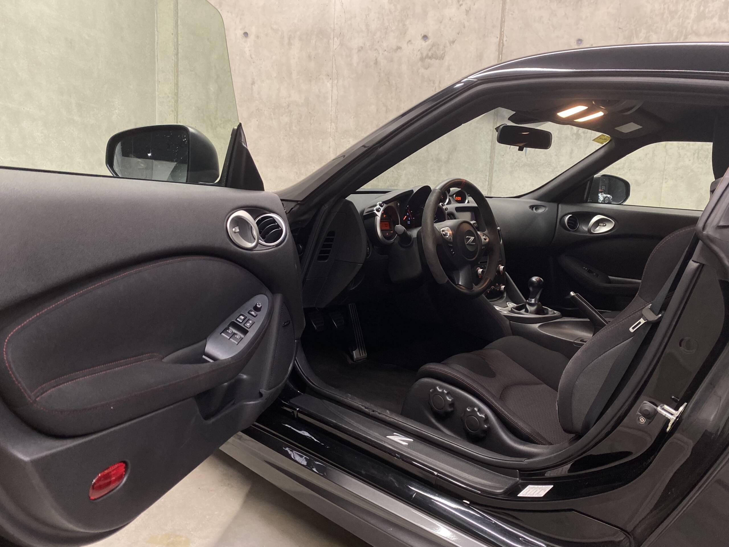 NISSAN 370Z 3.7 V6 NISMO - Imagen 12
