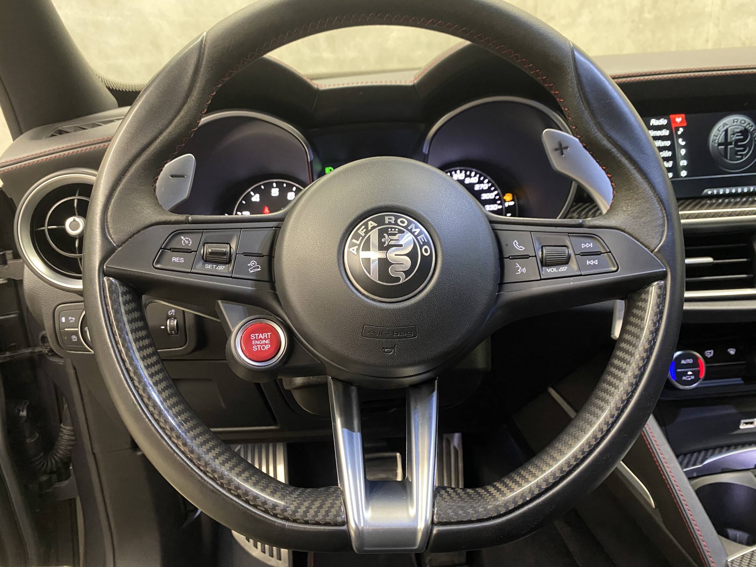 ALFA ROMEO STELVIO QV 510CV - Imagen 17