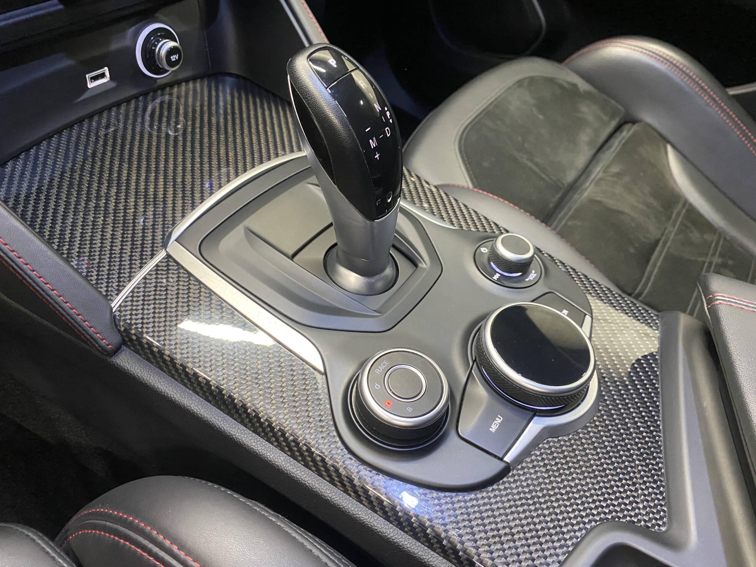 ALFA ROMEO STELVIO QV 510CV - Imagen 21