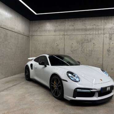 PORSCHE 911 Turbo S