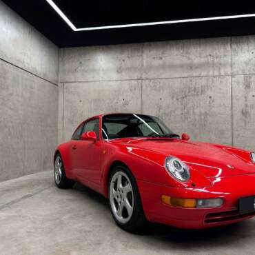 PORSCHE 911 911 CARRERA COUPE